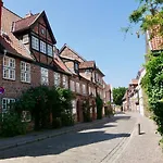 Hygge - Zentrales Altstadt-apartment In Mit Kostenfreiem Parkplatz Apartament Lüneburg