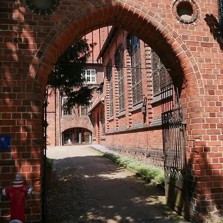 Lejlighed Zentrales Altstadt - In Mit Terrasse & Parkplatz