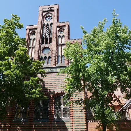 Zentrales Altstadt - In Mit Terrasse & Parkplatz نيبورغ