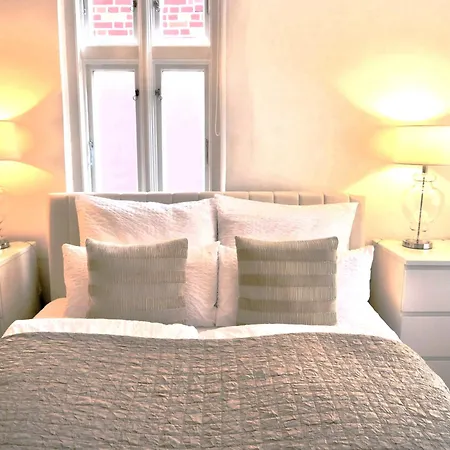 Apartman Hygge - Zentrales Altstadt-apartment In Mit Kostenfreiem Parkplatz